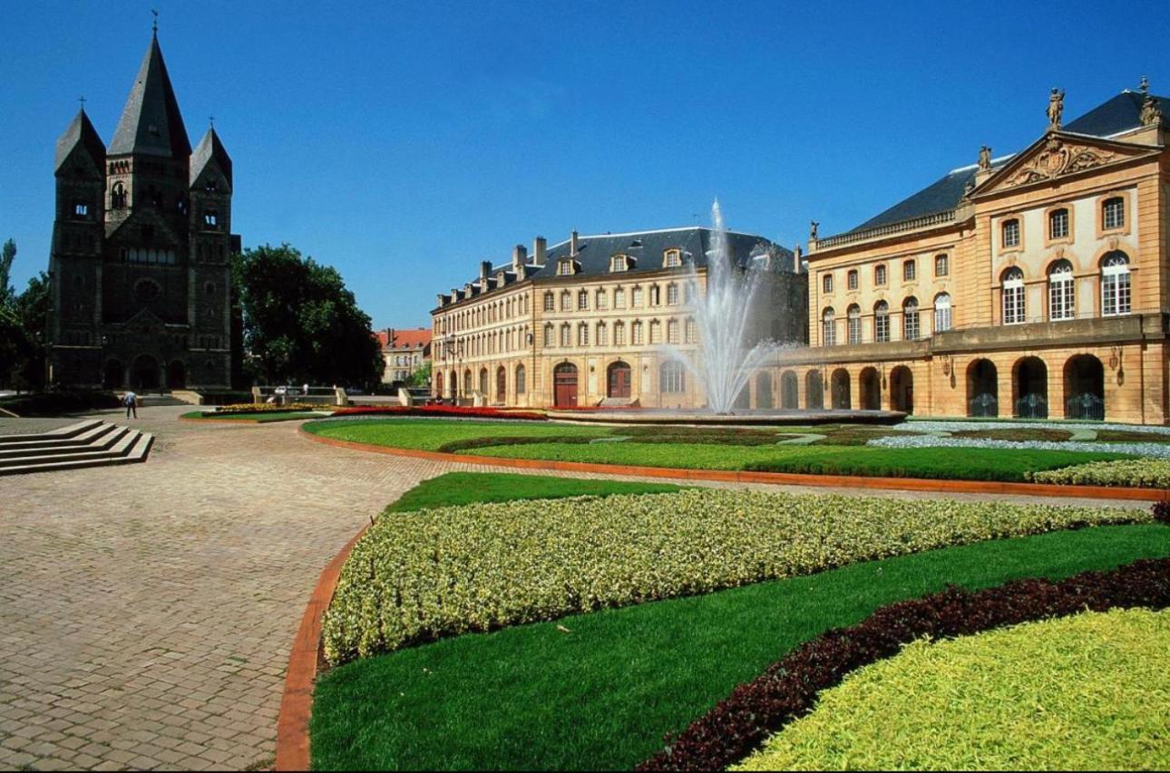 Serenity Bed Palace 2 Metz Gare Exterior photo